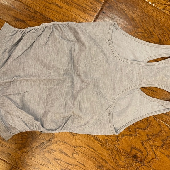 Athleta speedlight tank - Picture 3 of 3